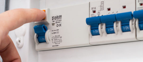 l'électricité saute